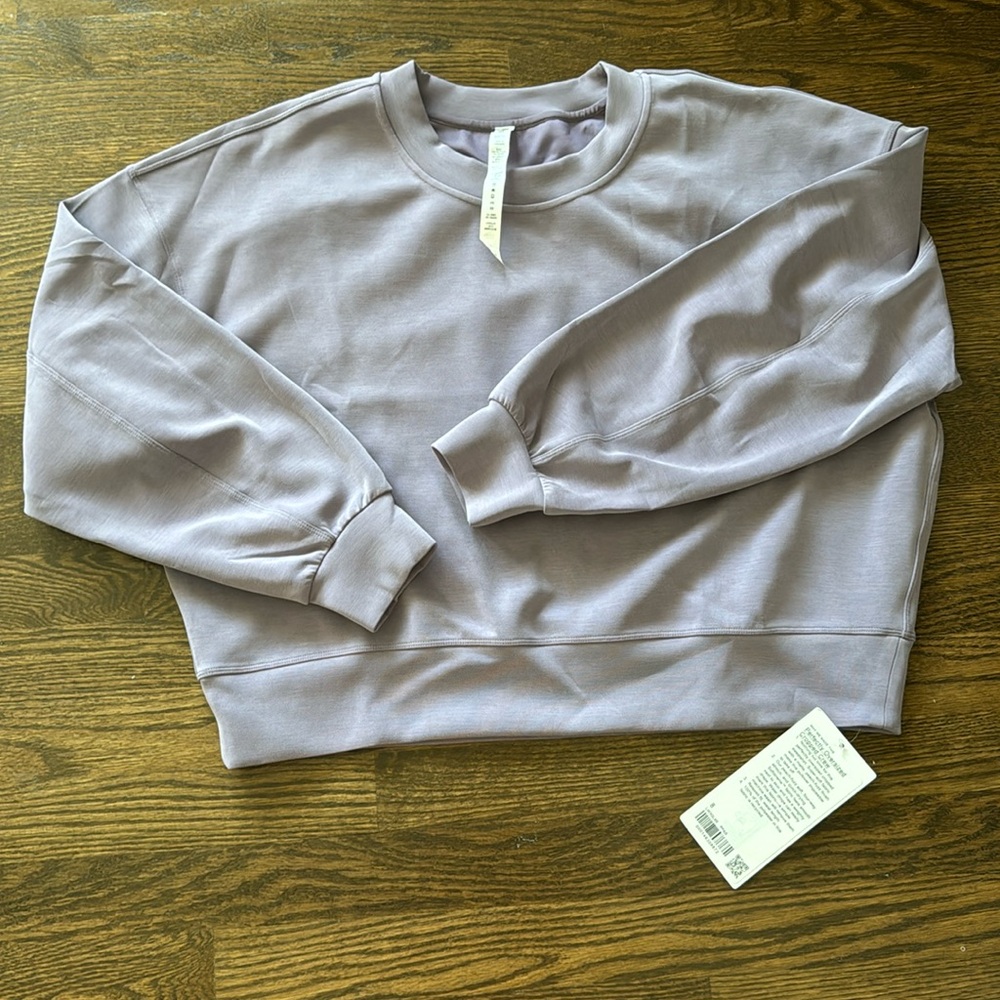 Lululemon sweatshirt